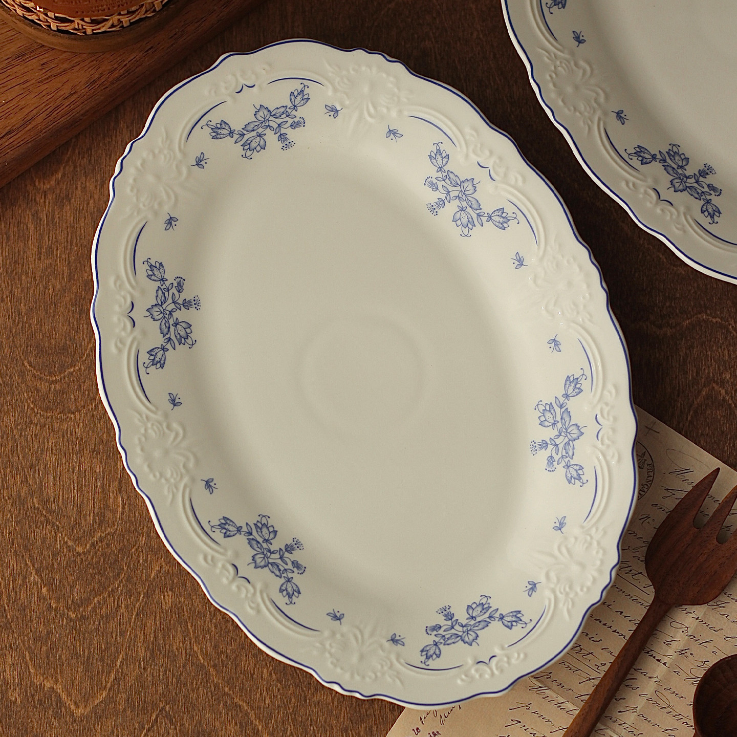 胡桃集市复古青花早餐盘椭圆鱼盘甜品盘水果盘意面盘法式浮雕陶瓷,餐饮具,盘,淘宝优惠券,粉丝福利购,淘宝优惠卷