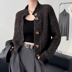 女立领气质减龄宽松显瘦上衣短款 针织开衫 外套潮 时尚 2025早秋新款