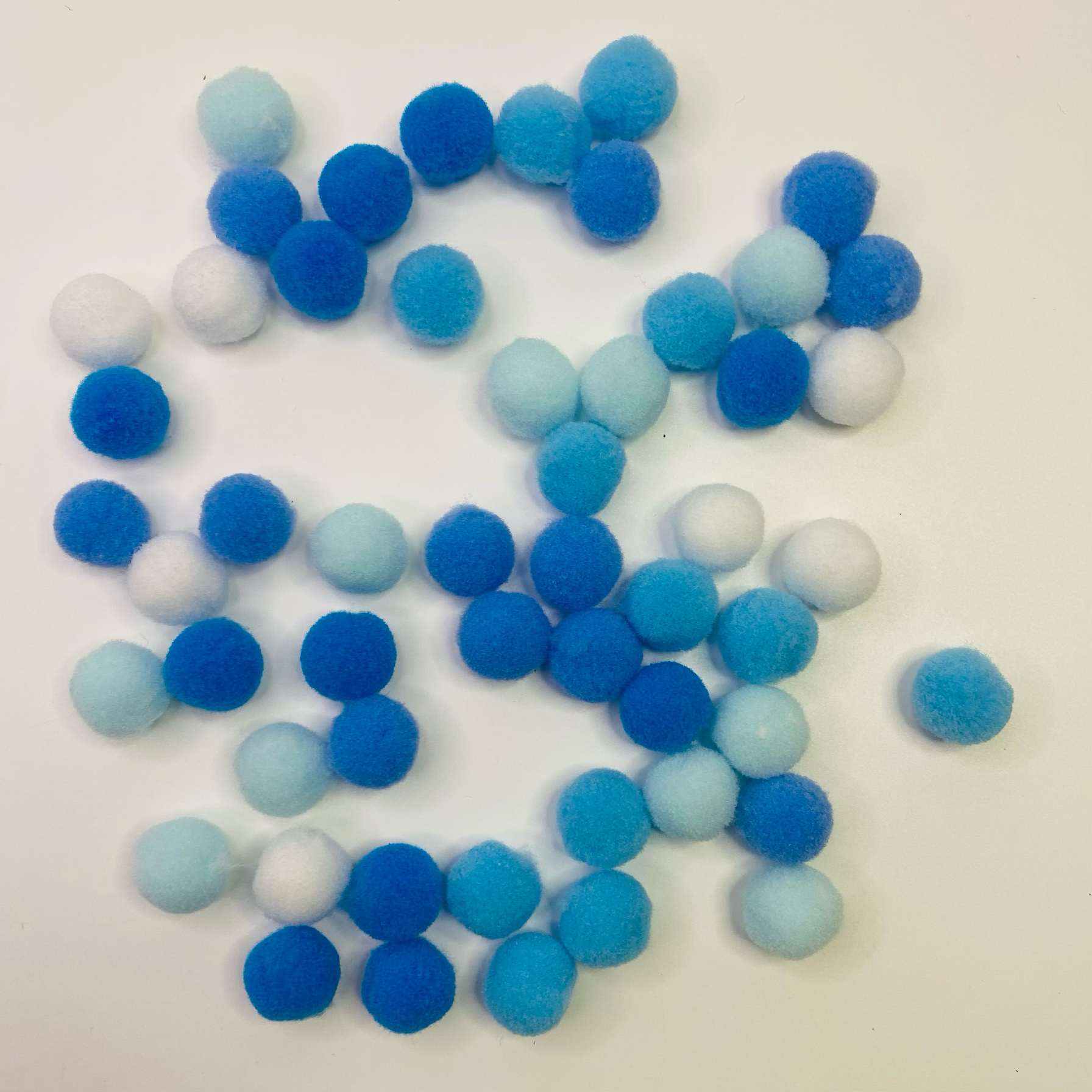 马卡龙毛绒球混色高弹毛球手工DIY装饰画服饰玩具应援扇辅料毛球