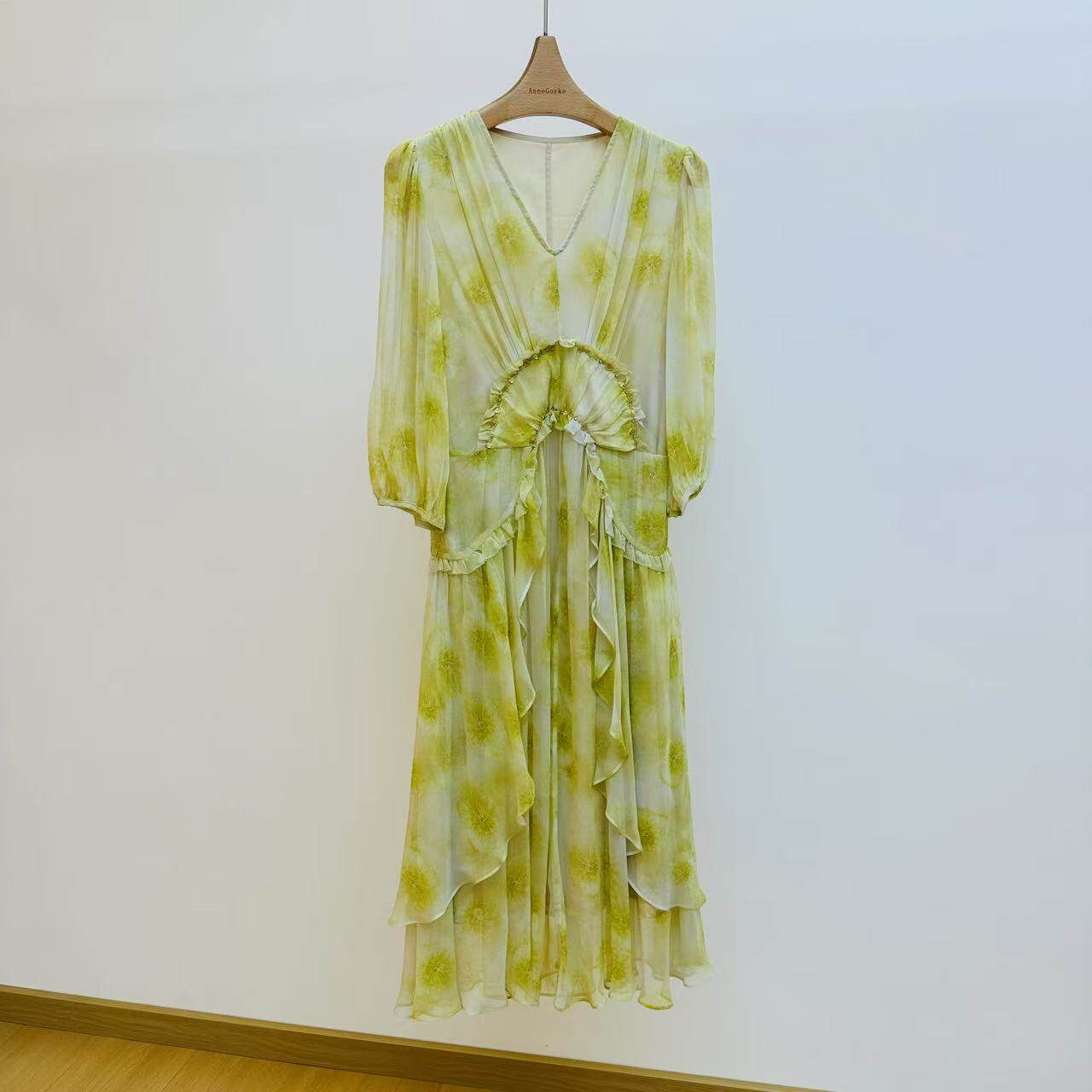 6001时尚新款桑蚕丝连衣裙