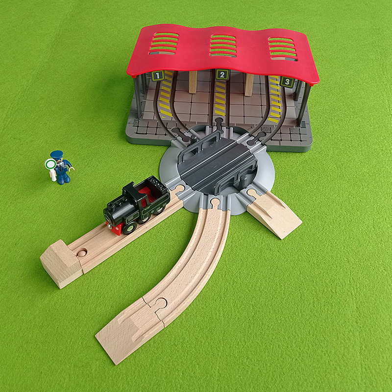 FOREIGN TRADE EXPORT CROSS-BORDER WOODEN RAIL STATION RAILWAY STATION HIGH-SPEED RAIL MOTOR CAR TOYS COMPATIBLE WOODEN RAILS FOR BOYS AND GIRLS