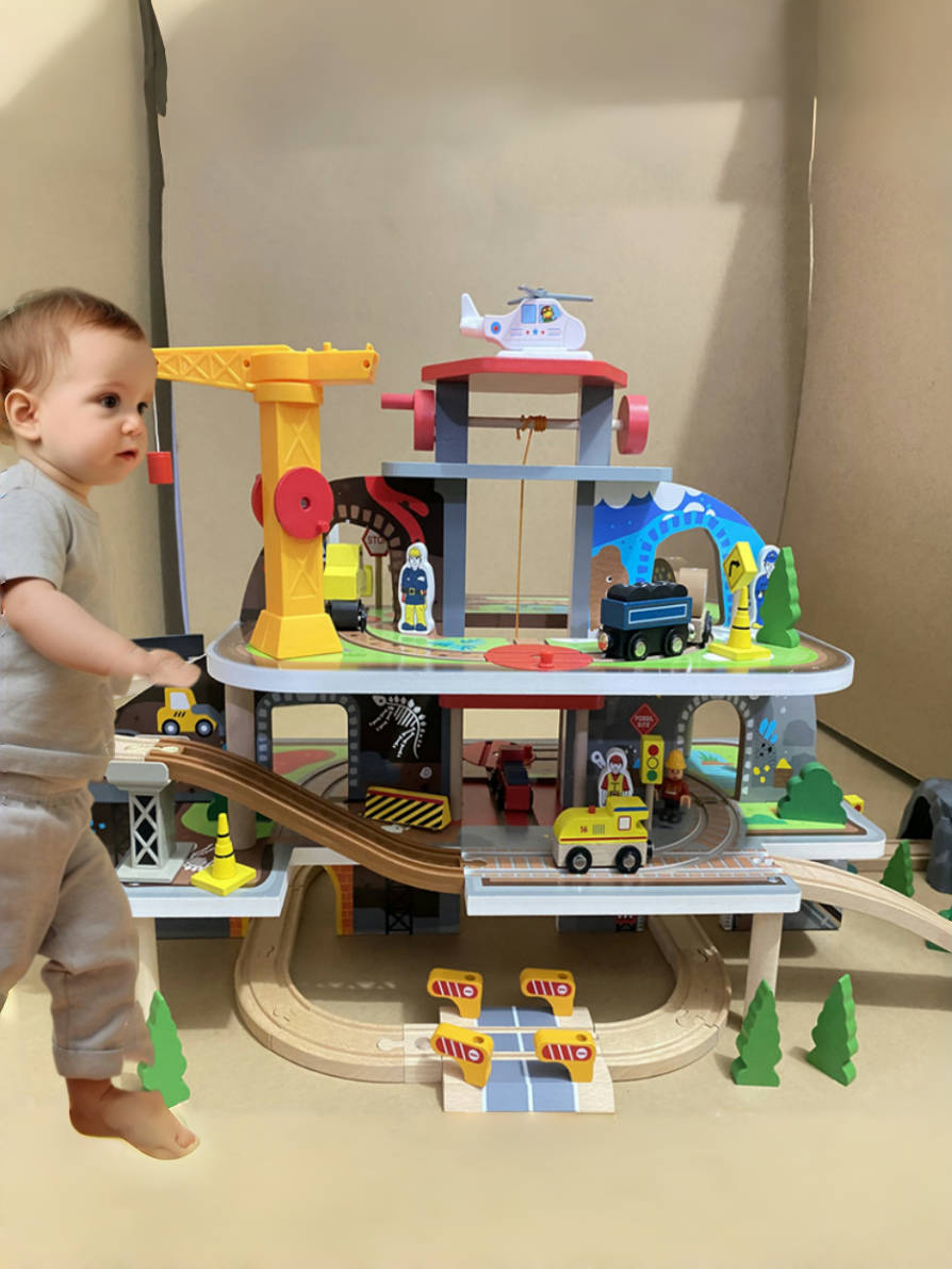 EXPORT LARGE WOODEN RAIL CAR TOY WOODEN MINE TRACK SMALL TRAIN CHILDRENS PARKING TOY GARAGE