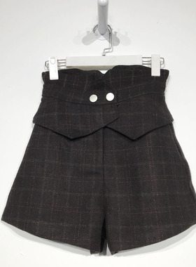 西树系列 D86490 时尚毛呢短裤品牌女装折扣