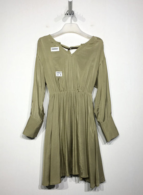 太系列 D95923 时尚连衣裙品牌女装折扣