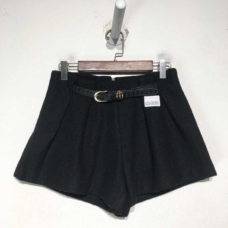 品牌折扣    毛呢短裤潮款 G23-C6295全