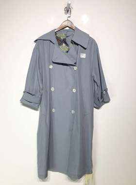 品牌折扣    风衣秋季潮款HH02167