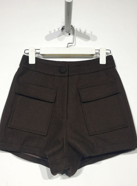 潮系列 D84753 时尚毛呢短裤品牌女装折扣
