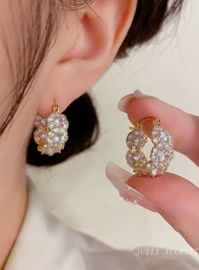 满钻锆石耳环小耳圈耳扣女轻奢高级感精致银针气质简约百搭耳坠潮