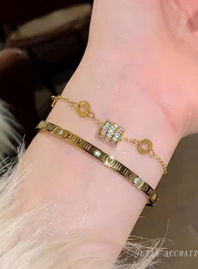 小蛮腰钛钢手链女不掉色罗马手串手镯叠戴轻奢小众设计精致高级感