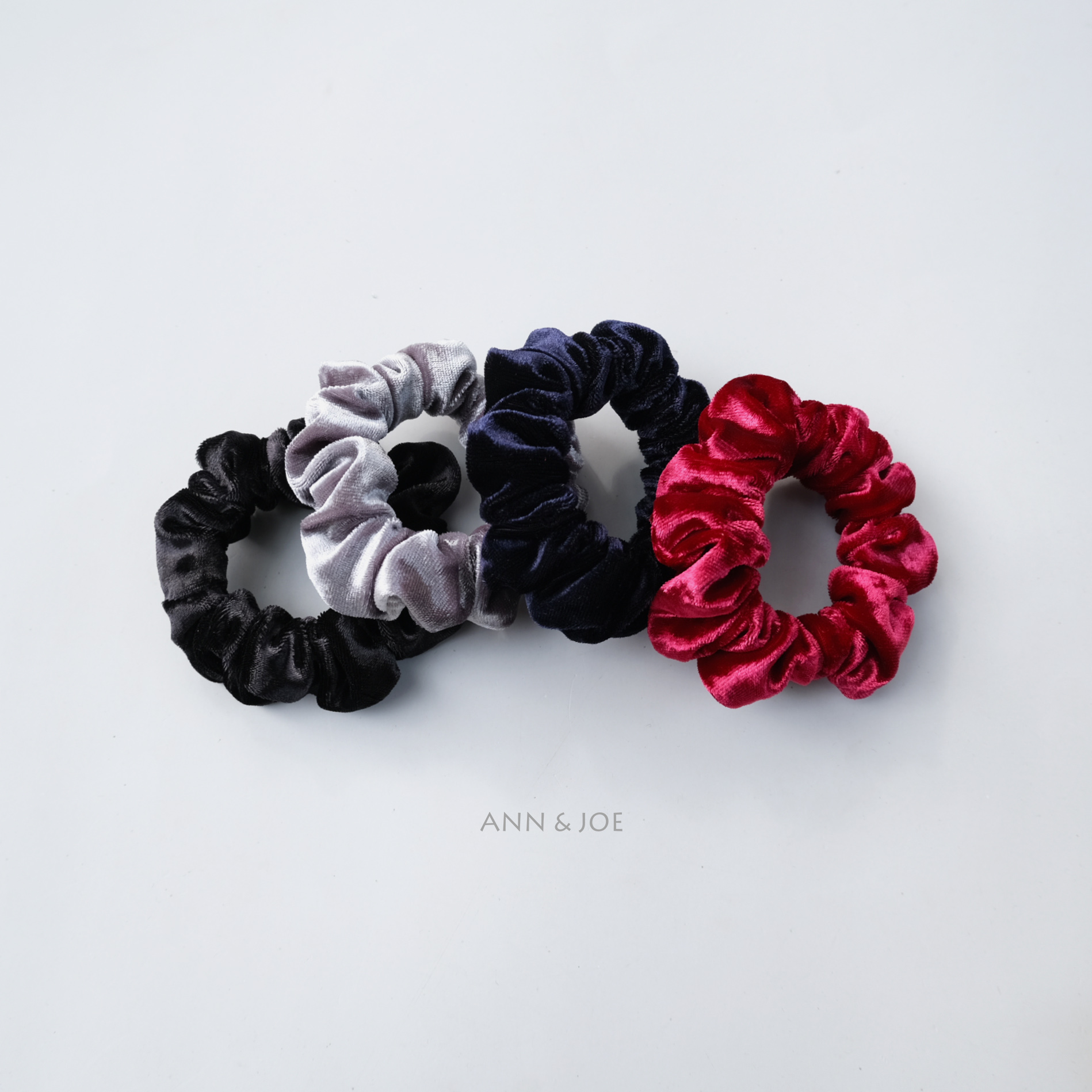 特价清仓光泽感韩国进口金丝绒发圈大肠发绳简约黑色头绳发饰