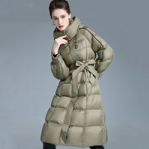 高端品牌羽绒服女加厚保暖中长款