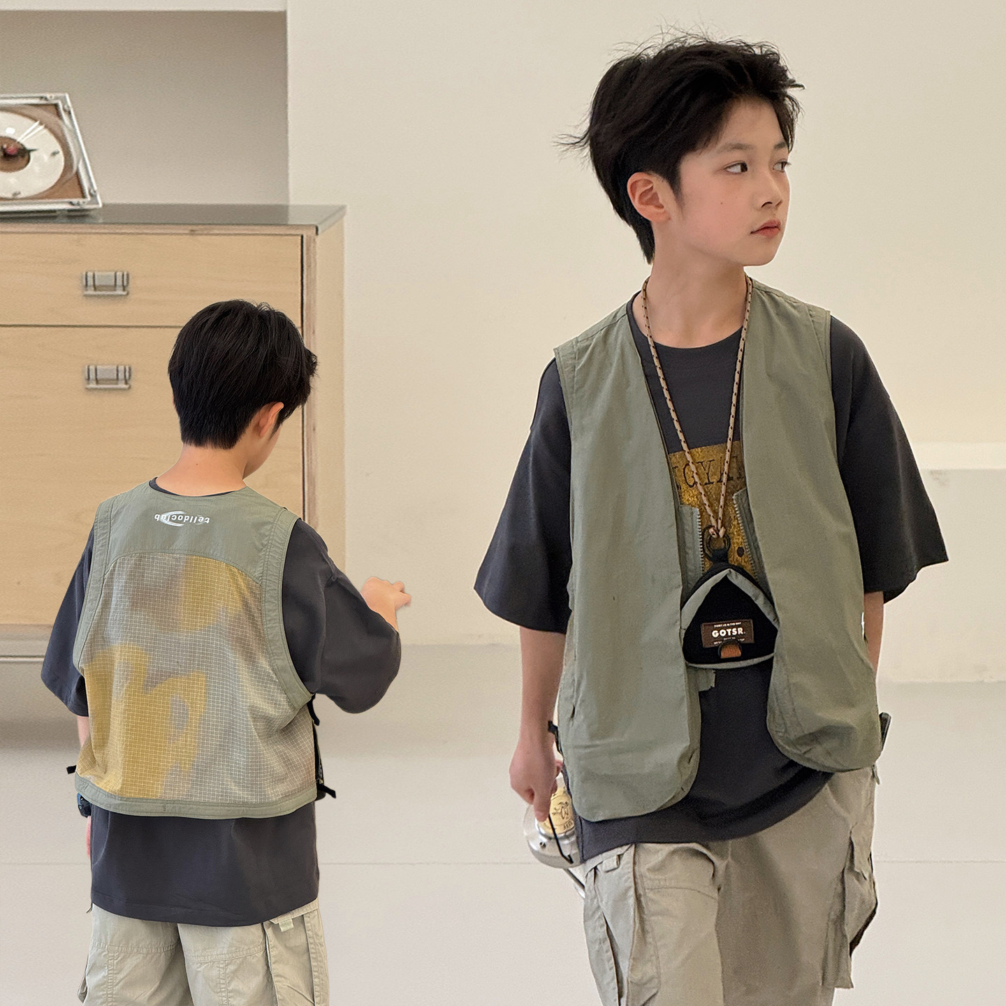 男童马甲外套2026夏季新款儿童工装背心潮牌无袖上衣中大童马夹薄