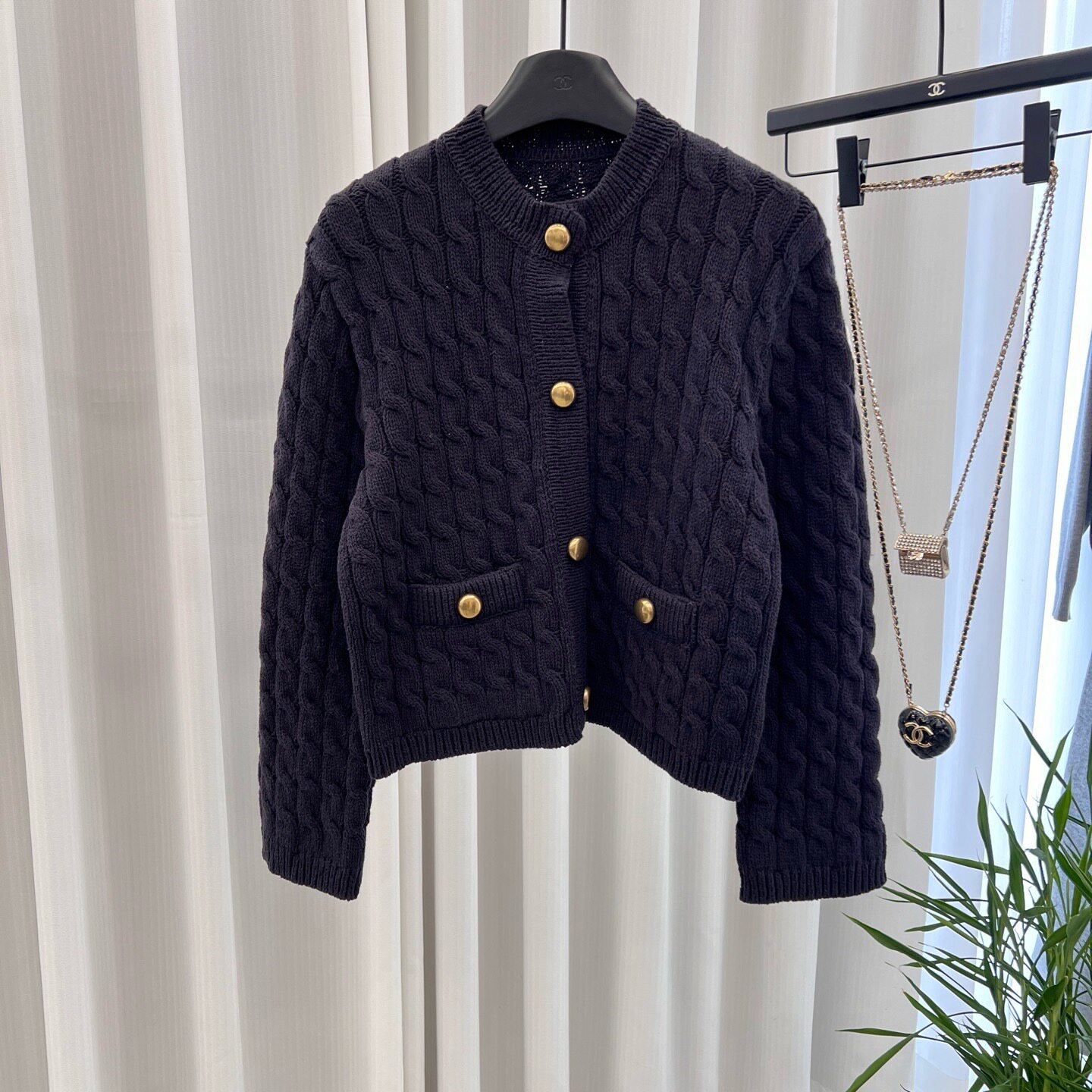 【棉混纺】慵懒风麻花编织纹理圆领针织开衫女短款宽松毛衣外套秋