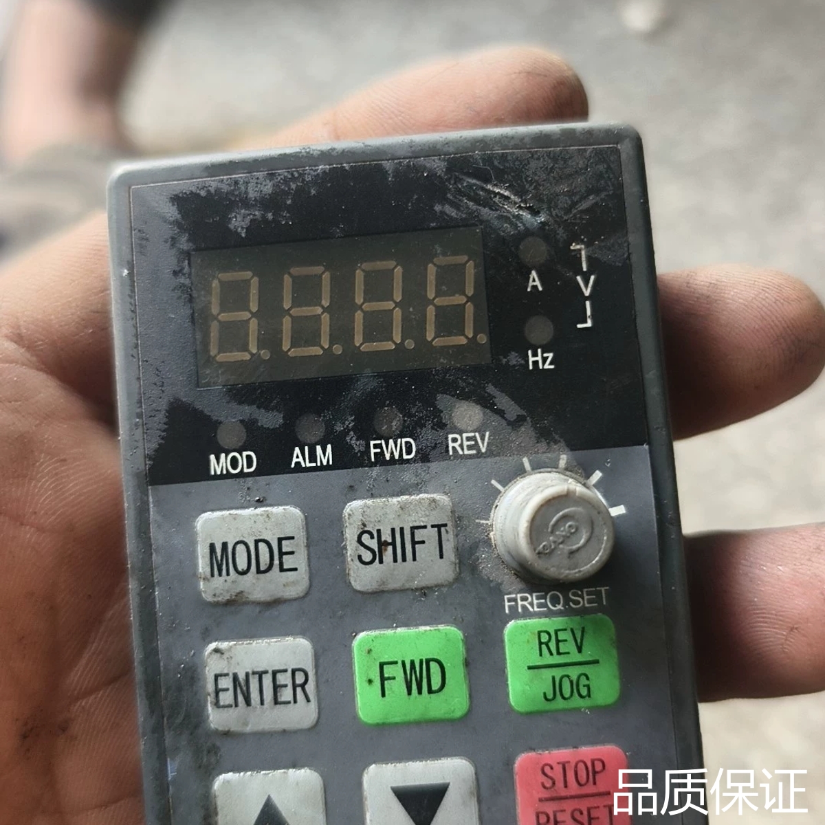 适配康沃变频器面板KP26S，品，外观成色如图，有使用痕迹，议价