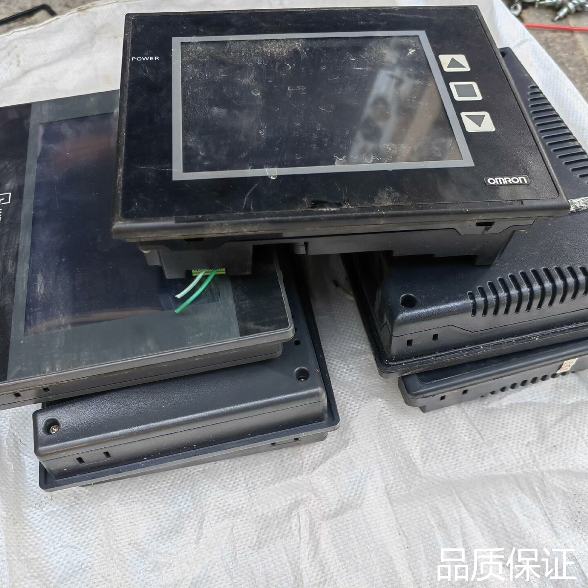 适配 cp1e .2台 MQ000B触屏1台，TK6070议价