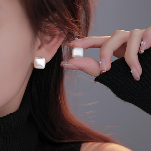 气质高级感耳扣 磨砂法式 Z小姐999银几何方形拉丝耳环2025新款 爆款