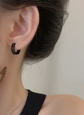 Z小姐925银针黑色锆石耳扣耳环2025年新款潮圈圈耳钉圆圈耳圈耳饰