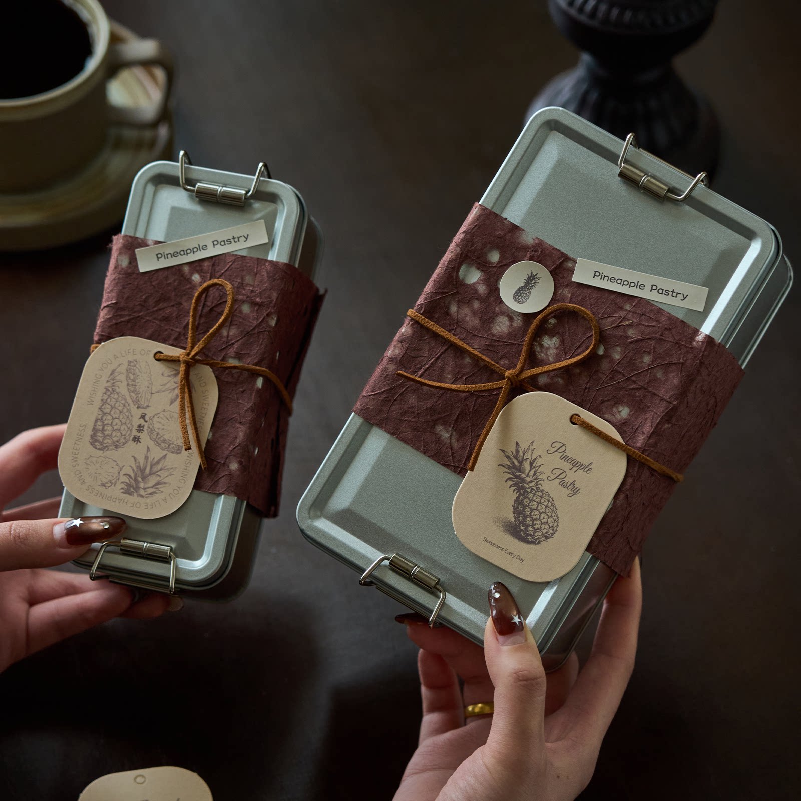 新款复古搭扣凤梨酥铁盒烘焙蛋糕糖果曲奇饼干包装盒子礼盒