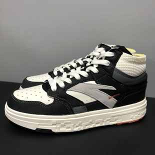 学生滑板鞋 潮流学院风运动休闲鞋 112218052 街顽高帮板鞋 安踏男鞋