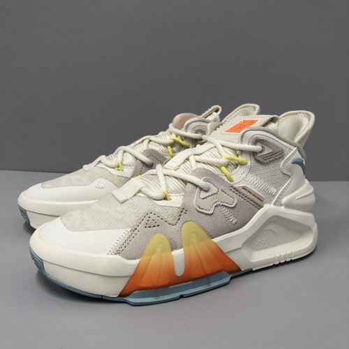 安踏霸道4代厚底增高女板鞋