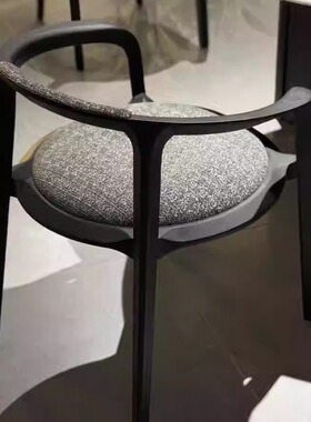 中古风实木圆弧餐椅灰色布艺软包现代简约餐厅椅子y16