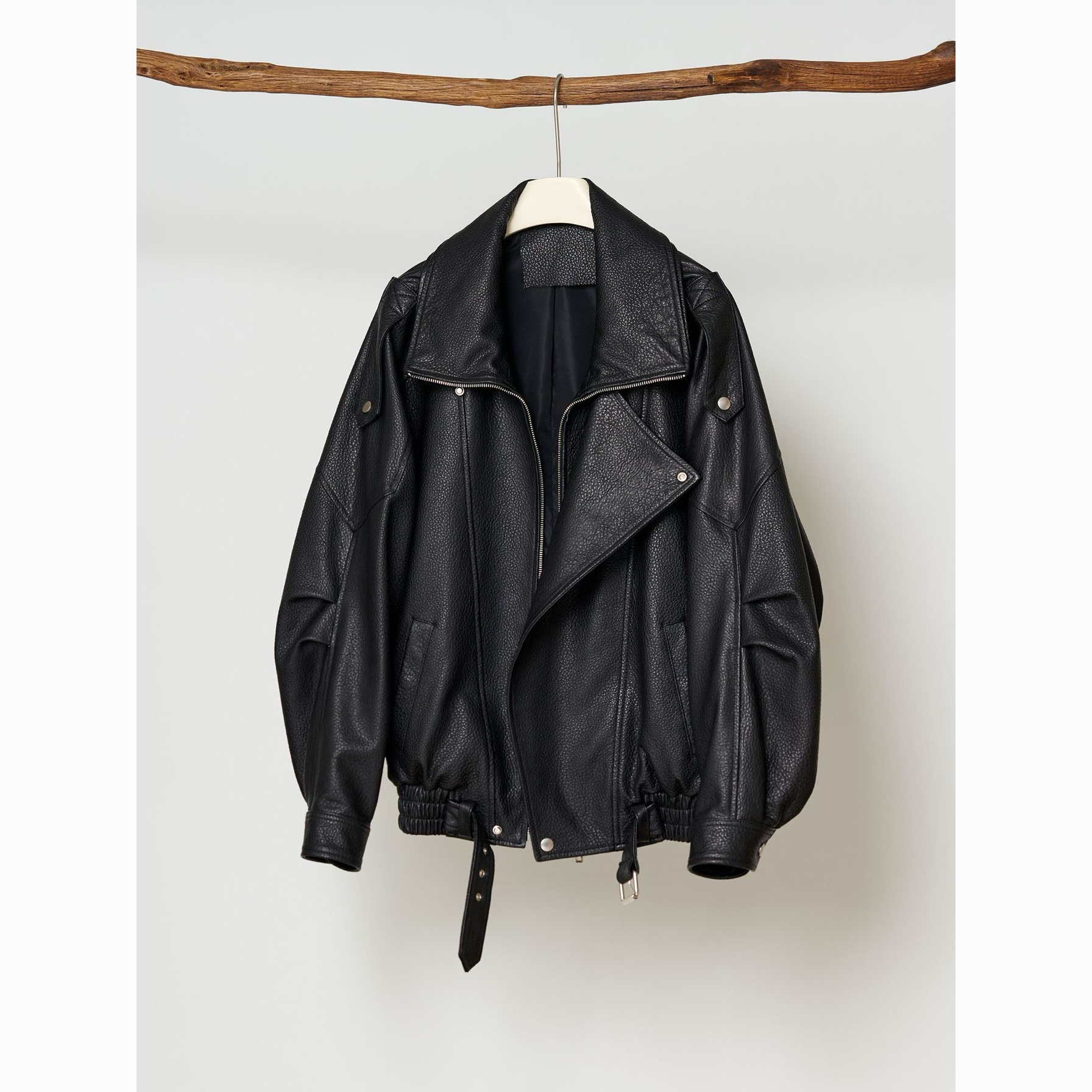 摩登感Y*L小羊羔泡皮双层领羊腿袖廓形复古进口意大利PU皮皮衣女