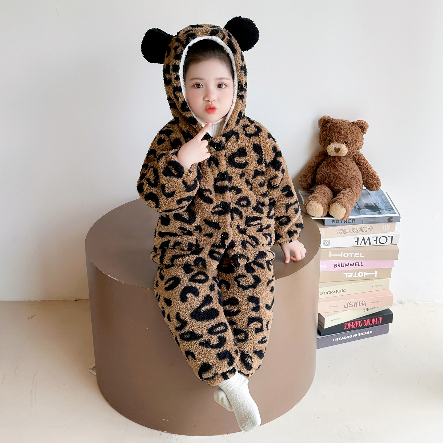 女童三层加厚套装冬季新款女孩加绒加棉豹纹休闲两件套宝宝棉衣
