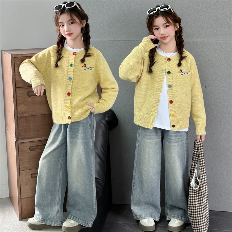 女童毛衣针织衫秋季新款开衫打底衣中大童女孩网红爆款上衣童装潮