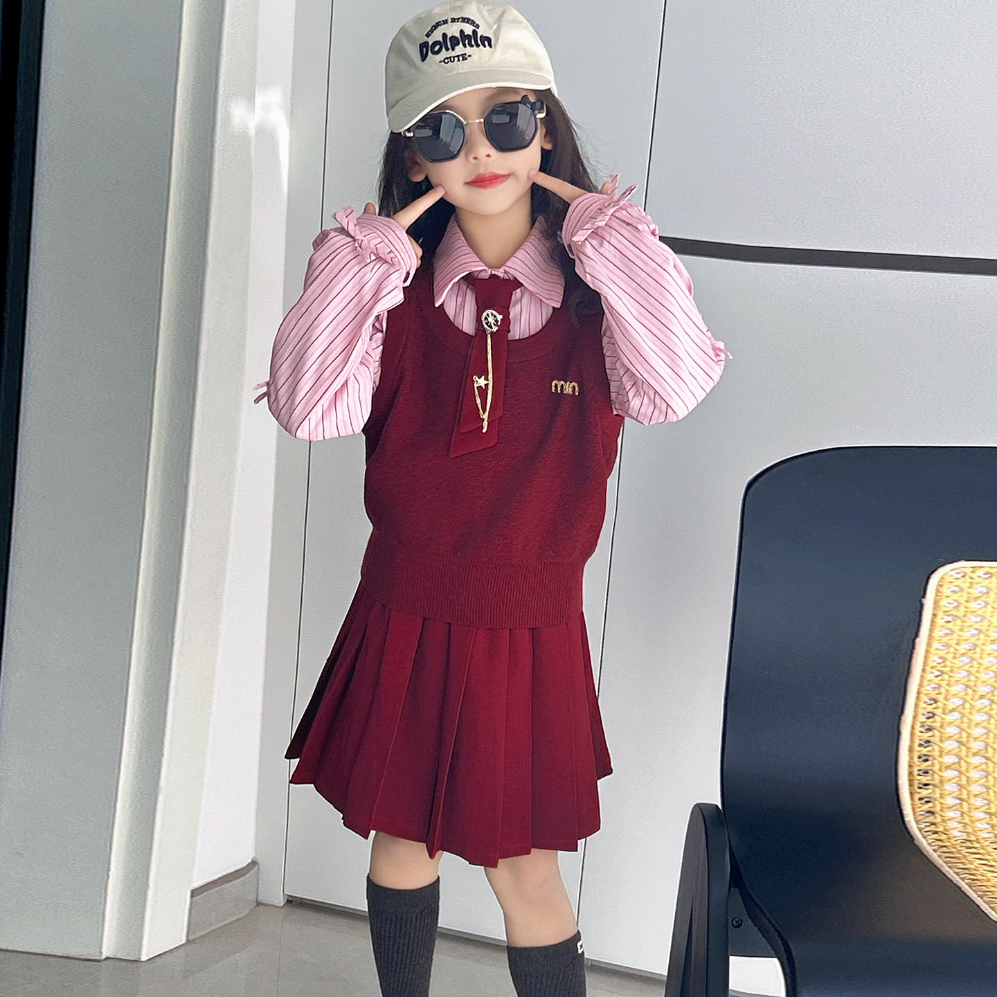 女童园服校服学院风演出服春秋儿童jk衬衫亮丝马甲衬衫裙子三件套