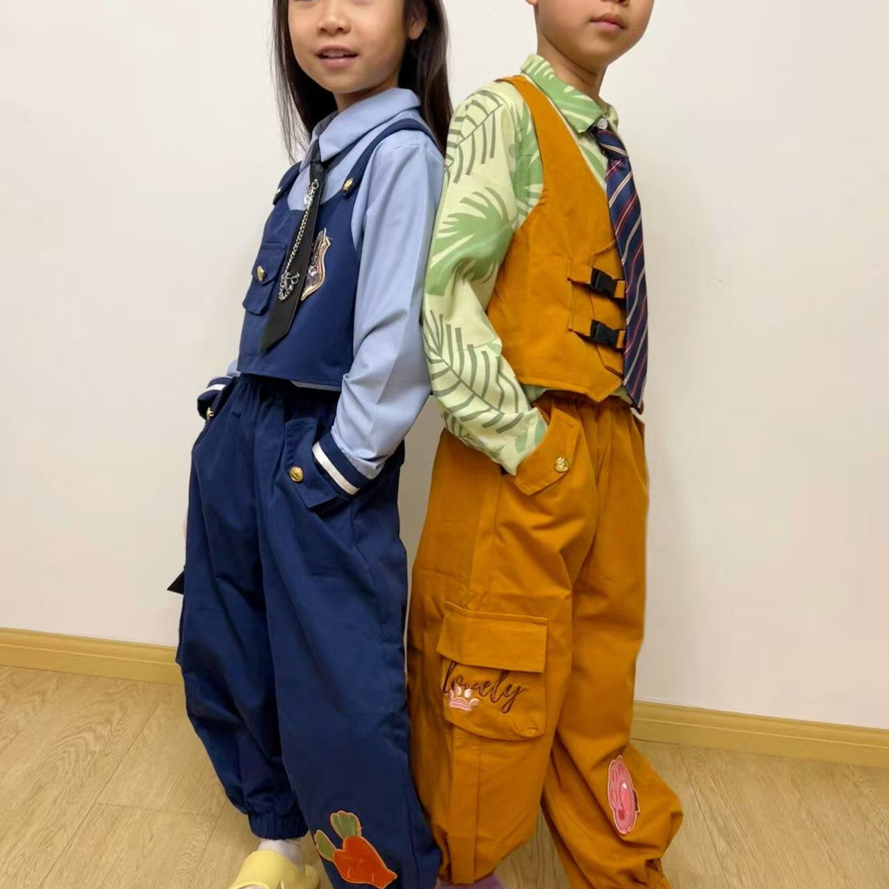 男女童套装疯狂动物城尼克狐狸演出服秋季兔子警官儿童cos服装