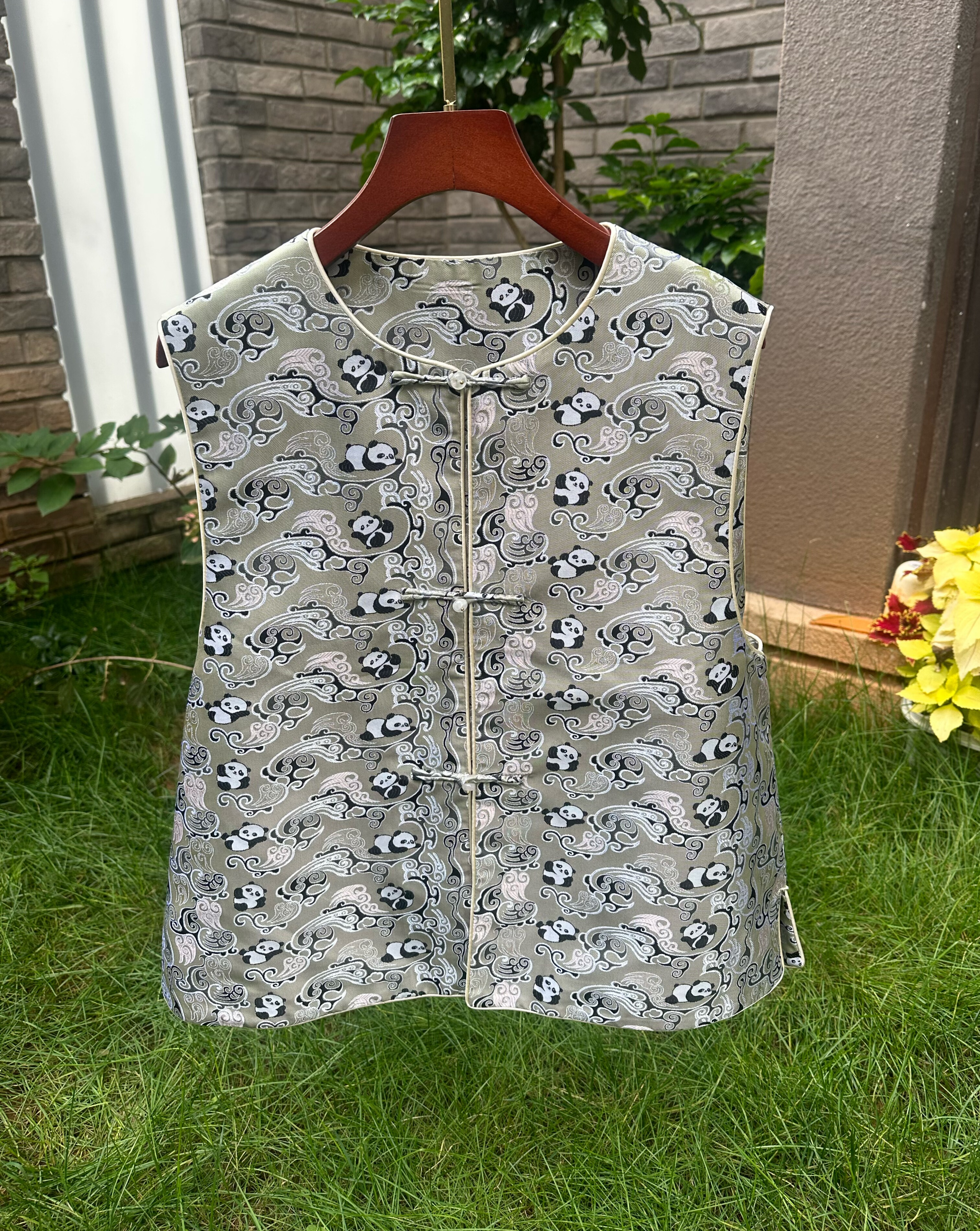 张和才东汉熊猫 正品带钢印 内衬22姆米6A桑蚕丝 东汉熊猫马甲