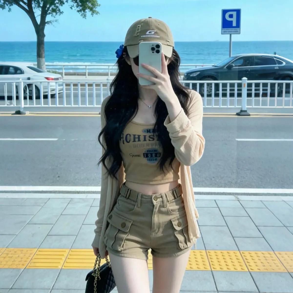 韩版茶系穿搭套装女士2026夏季新款辣妹风背心防晒开衫短裤三件套