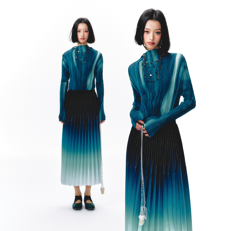 杨二大梦原创蓝绿褶皱渐变上衣女2025夏季新款新中式薄款长袖T恤