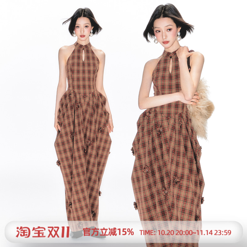 杨二大梦格子挂脖无袖连衣裙女