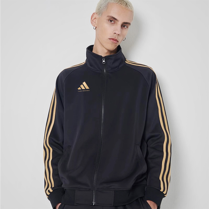 阿迪达斯外套男情侣一男一女