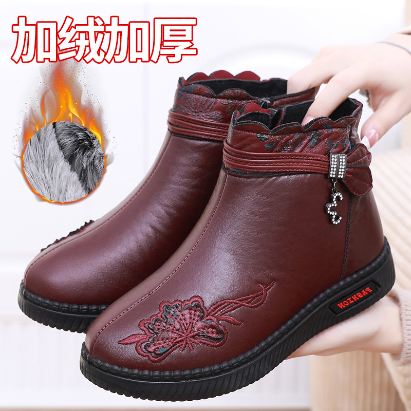 冬季老北京布鞋女棉靴中老年人加绒保暖妈妈棉鞋加厚防滑防水短靴