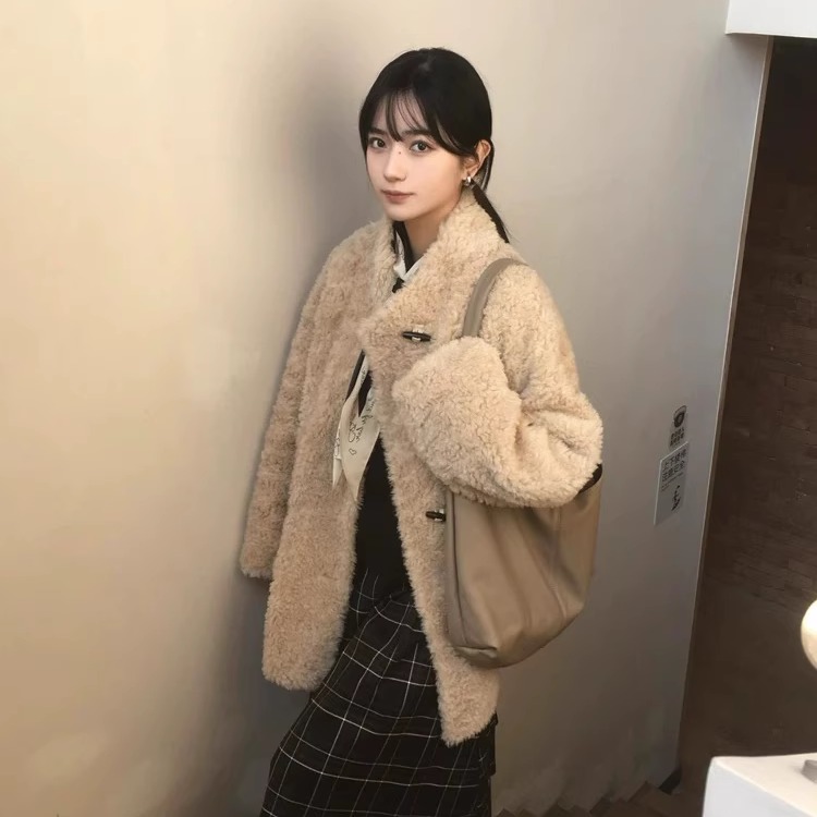 羊羔毛外套女2025冬新款皮毛一体
