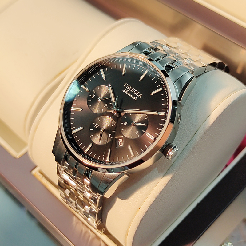 新款卡罗莱十大皮带时尚风机械表