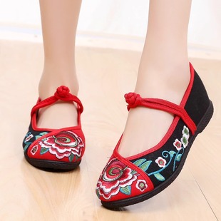 苗族绣花鞋广场舞鞋老北京布鞋平底少数民族风舞蹈鞋妈妈腰鼓舞鞋