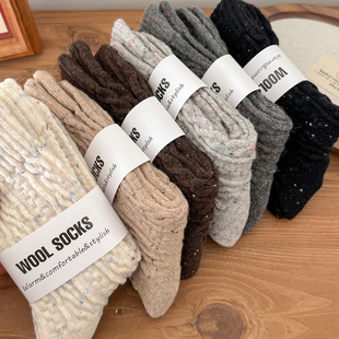 会起球的袜子 秋冬季加厚保暖女士中筒袜 立体麻花点子纱羊毛袜子