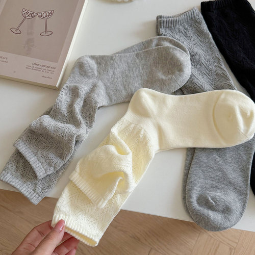 春秋季纯色镂空女士中筒袜