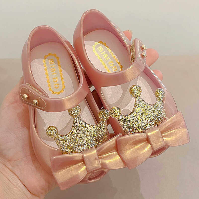 2026夏季新款女童儿童宝宝中大童果冻鞋凉鞋皇冠蝴蝶结公主鞋雨鞋