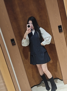 SS不退换 美荀家韩国百货 SANDRO 25年秋连衣裙 SF25A3FRD34 920