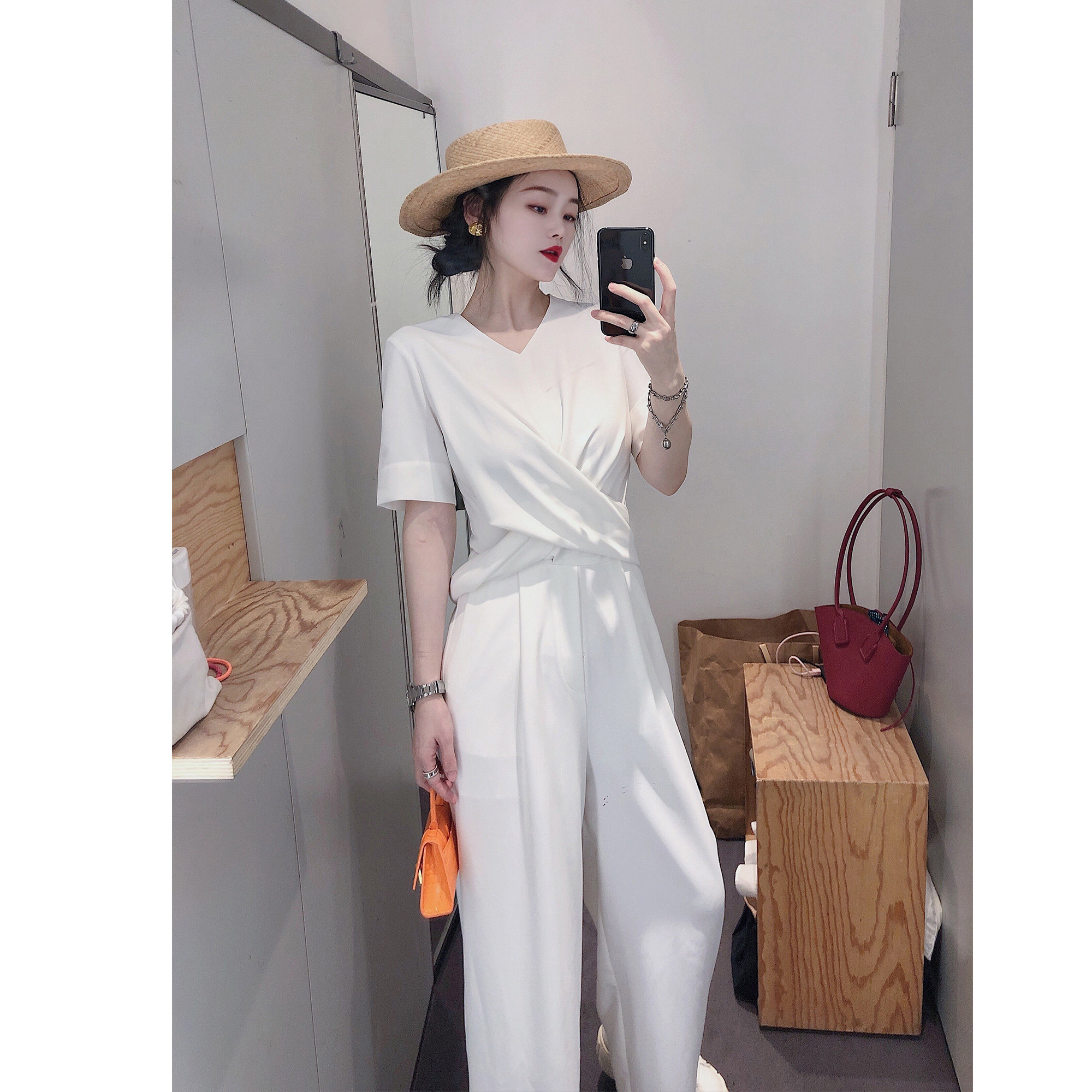 yjiid自制23夏新品cos风简约帅气白色腰间褶裥系带显瘦阔腿连体裤