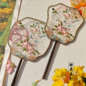 鲸鹿原创花卉系列春日繁花绣花单面紫竹柄团扇中式 拍照装 饰扇子