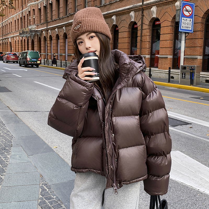 美拉德咖色短款面包羽绒服女冬今年流行高级感超好看泡芙云朵外套，女装羽绒服，浙宝205