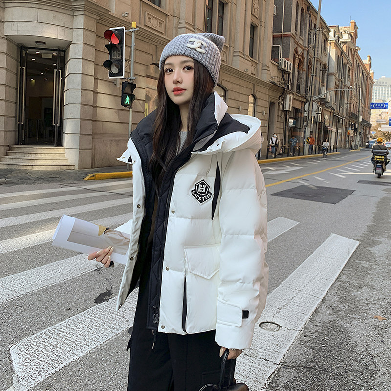 白色三防冲锋衣羽绒服女冬2024新款高级感超好看短款工装派克外套,商品下架区,浙宝205