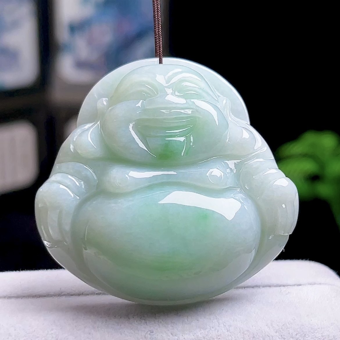 缅甸料A货飘绿大佛公吊坠玉佛笑佛玉坠天然玉石翡翠弥勒佛挂件