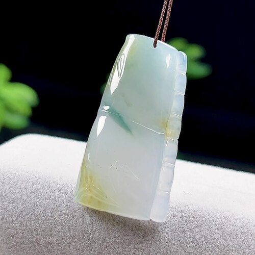 天然A货玉石节节高升吊坠缅甸料翡翠冰飘花竹节玉坠竹报平安挂件