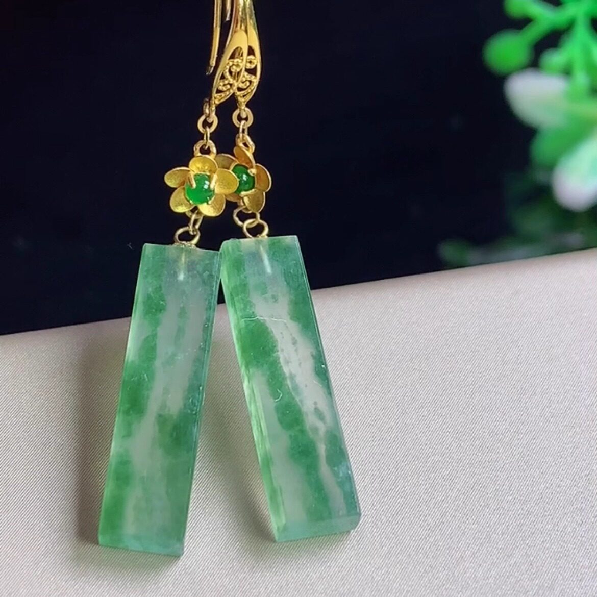 缅甸料天然玉石18K金镶冰飘花无事牌耳钩正品翡翠A货平安无事耳环